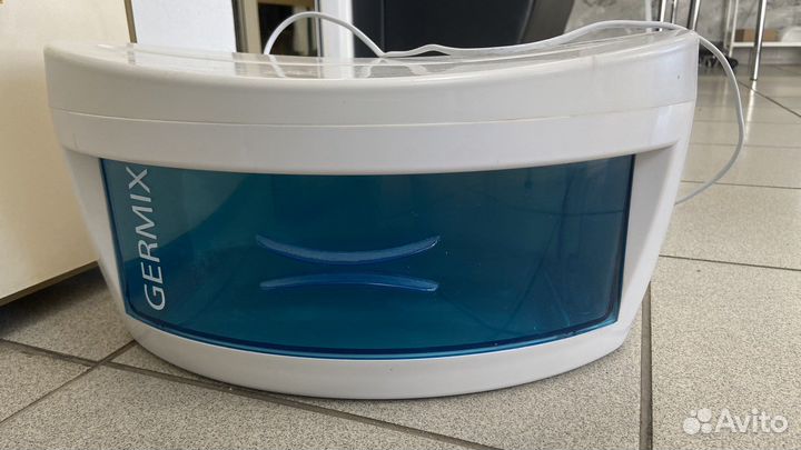 Стерилизатор для парикмахерских инструментов