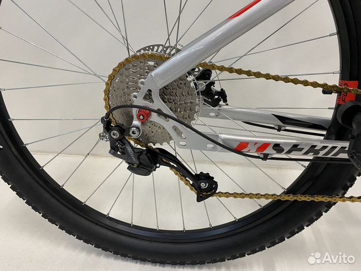 Горный велосипед Forward Sporting 27,5”