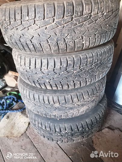 Accelera 651 2.25/4.5 R14 19B