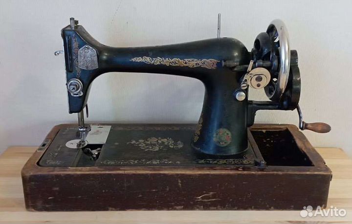 Ручная швейная машинка нкм Подольск СССР 1937 г