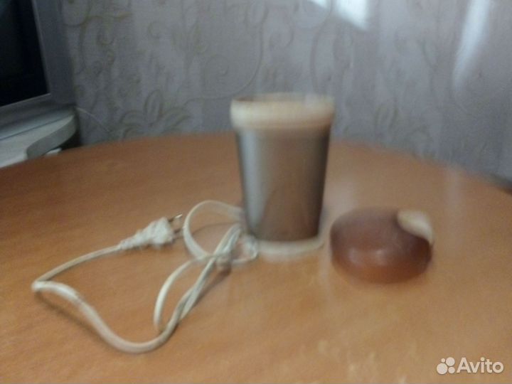 Кофемолка электро,венчик для перемолки,рабочее