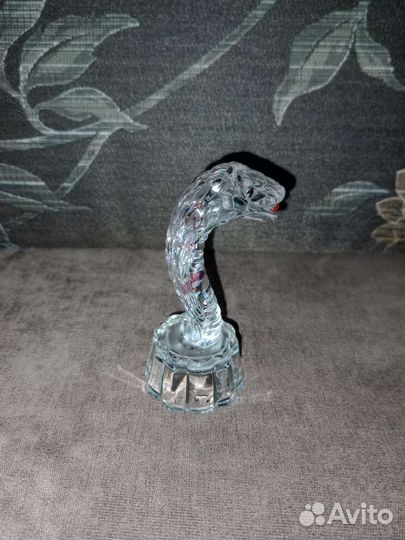 Сувениры (кобра,кот, ракушка,лошадь)