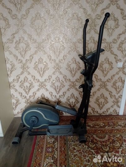 Эллиптический тренажер torneo