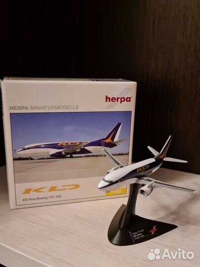 Модель самолета herpa