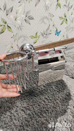 Держатель для туалетной бумаги