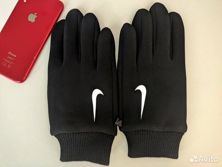 Перчатки Nike