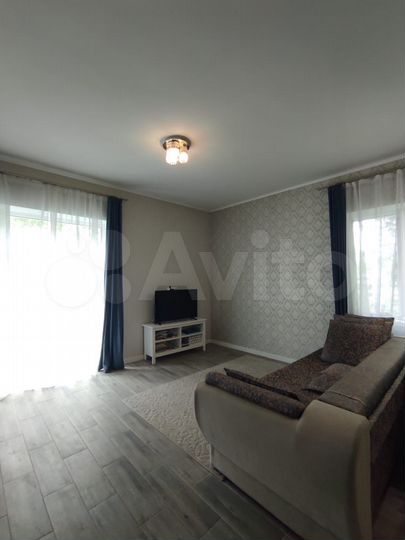 Дом 93 м² на участке 7,7 сот.