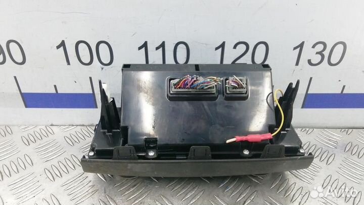 Блок управления климатической установкой Mitsubish