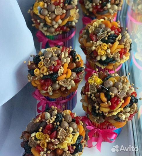 Букет с сухофруктами и орехами