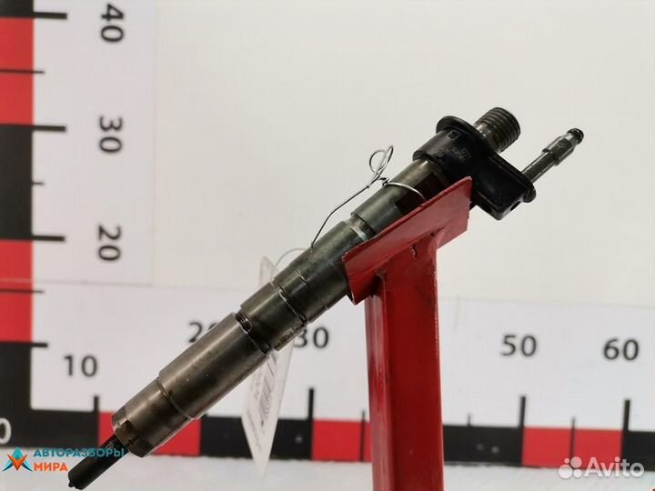 Форсунка BMW 5 F07/F10/F11 2011 13537823461