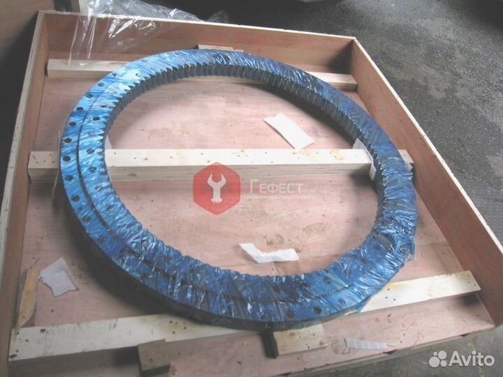 Опорно-поворотный круг Hyundai 81NA-01022