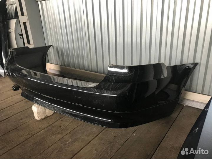 Бампер задний 2003-2007 BMW 5 E60 E61 универсал