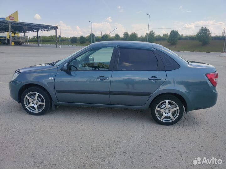 LADA Granta 1.6 МТ, 2015, 122 000 км