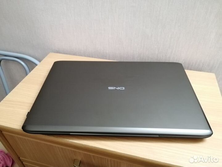 Ноутбук 17.3, ssd 240gb, ram 8gb