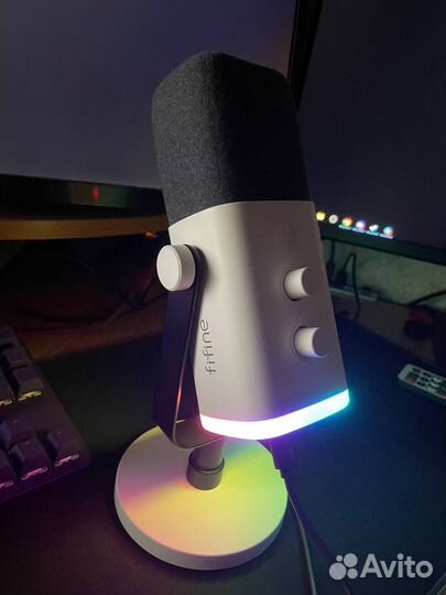 Микрофон Fifine AM8 белый