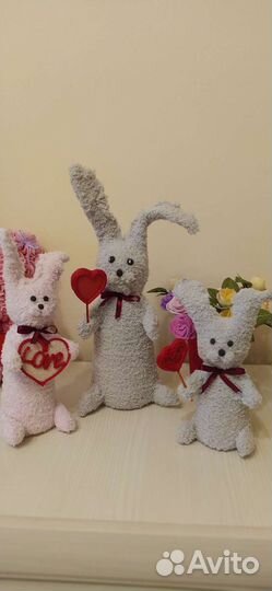 Подарочный заяц с сердцем