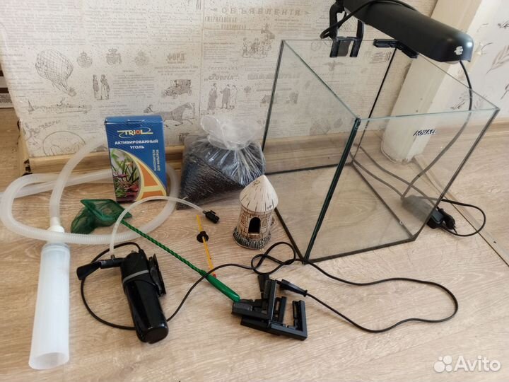 Аквариум с принадлежностями