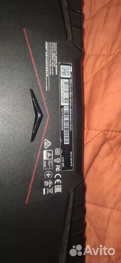 Игровой ноутбук msi GL75 9SDK