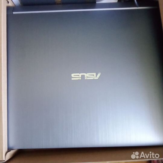 Ноутбук asus