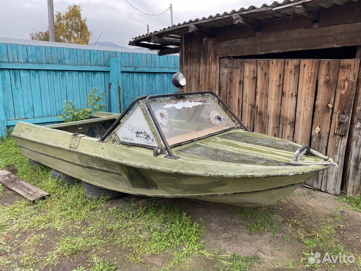 Моторная лодка Крым