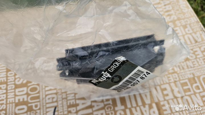 Новый фонарь подсветки номерного знака Renault