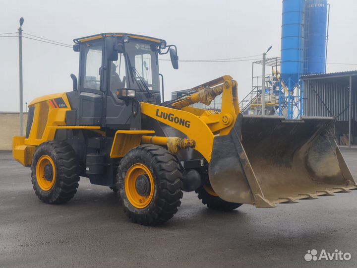 Фронтальный погрузчик LiuGong 835H, 2023