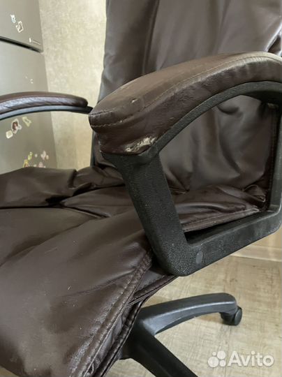 Стул офисный б/у
