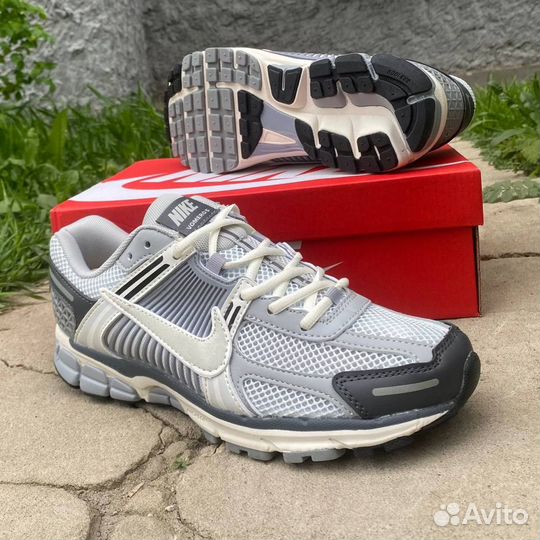 Кроссовки nike zoom vomero 5