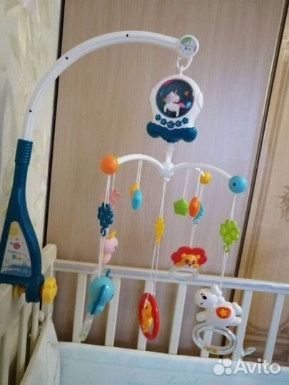 Мобиль на кроватку с проектором