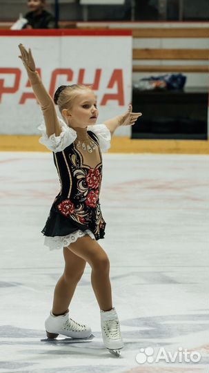 Костюм для фигурного катания 118-122