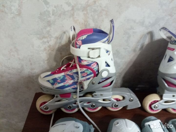 Роликовые коньки