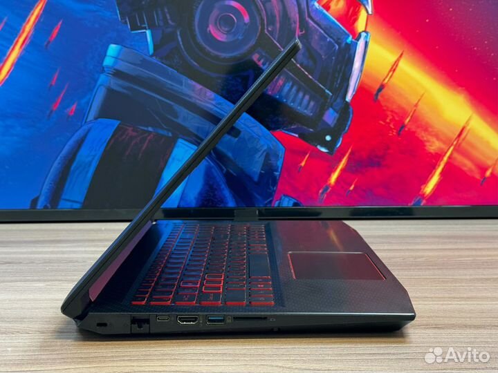 Игровой ноутбук Acer Nitro / Core i7 / SSD 512 /16