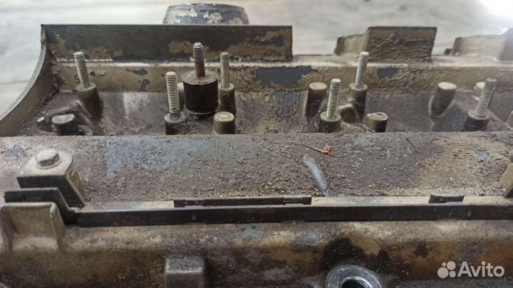 Клапанная крышка м50б25 без ванос