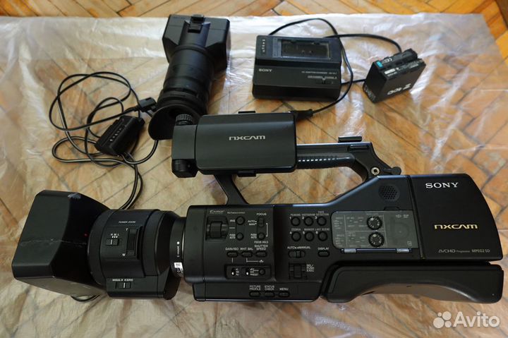 Видеокамера Sony NEX-EA50H kit Sony E PZ 18-200 мм