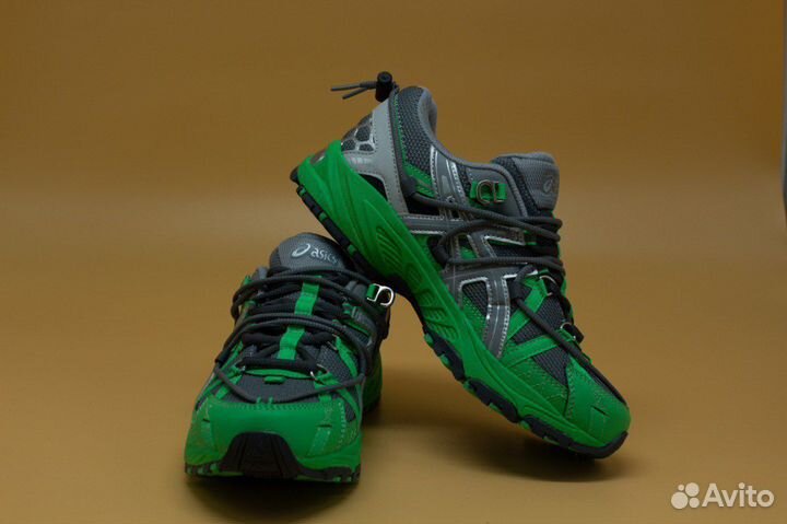 Asics Kahana TR V2 green