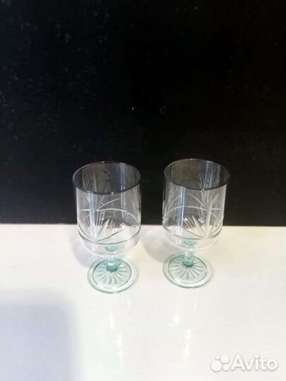 Хрустальные рюмки