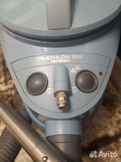 Пылесос Philips triathlon 2000