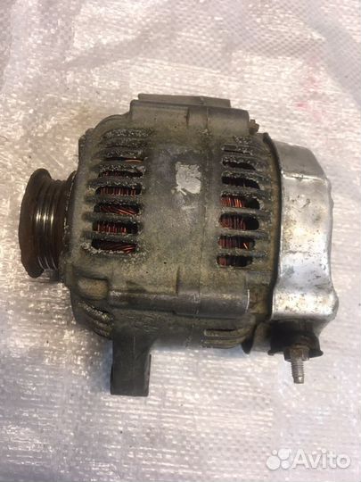 Suzuki Liana генератор