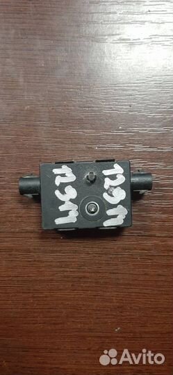 Усилитель антенны BMW 1 F20/F21 2012 918145303