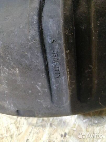 Суппорт тормозной передний правый Chrysler 300C