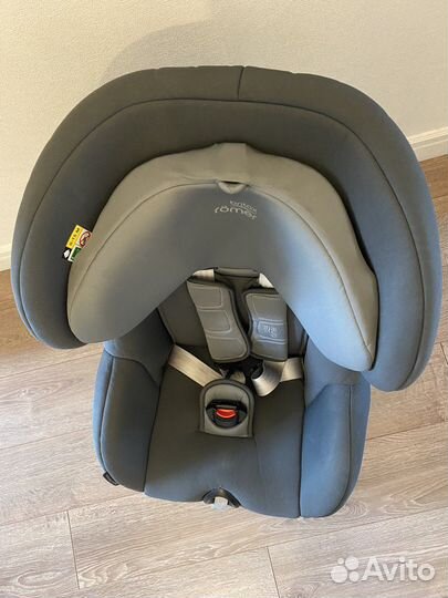 Автомобильное кресло britax romer trifix2 i-size