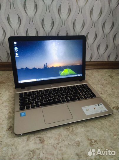 Asus 4 ядра/4Гб/SSD240/intel HD