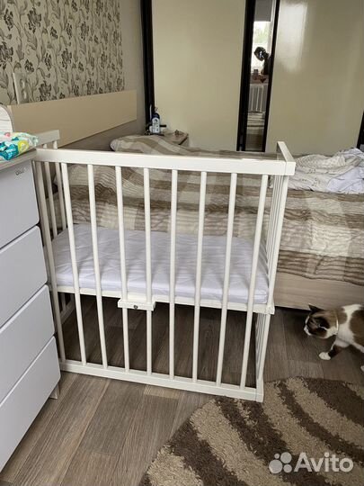 Приставная кроватка