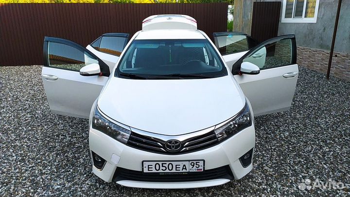 Toyota Corolla 1.6 CVT, 2013, битый, 266 236 км