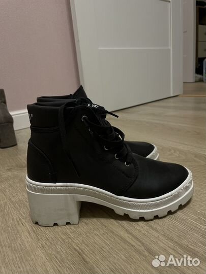 Сапоги женские