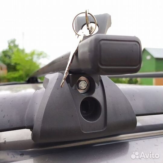 Багажник для Шевроле Нива, Titan 20х30 замок