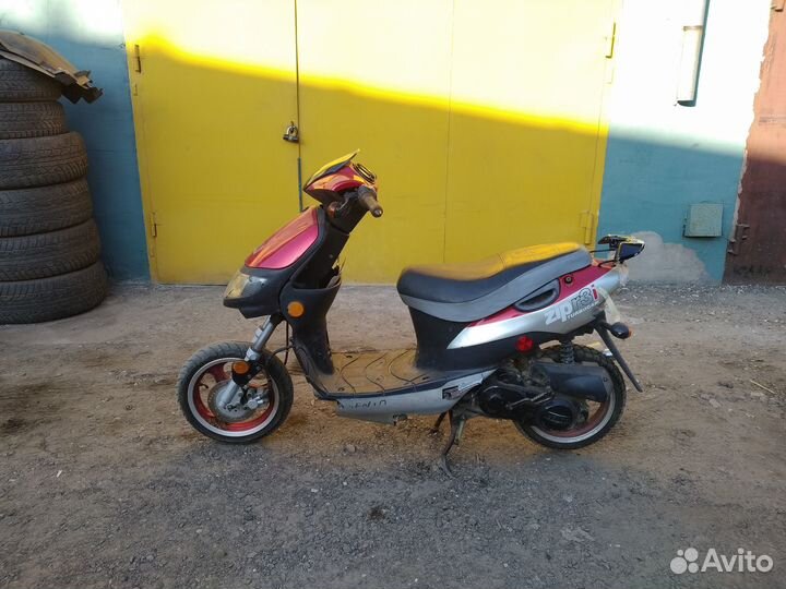 Vento скутер на ходу