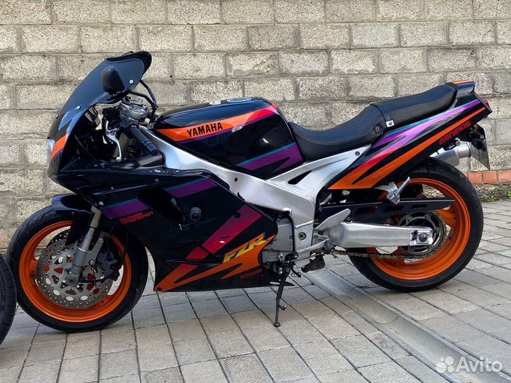 Yamaha fzr 1000