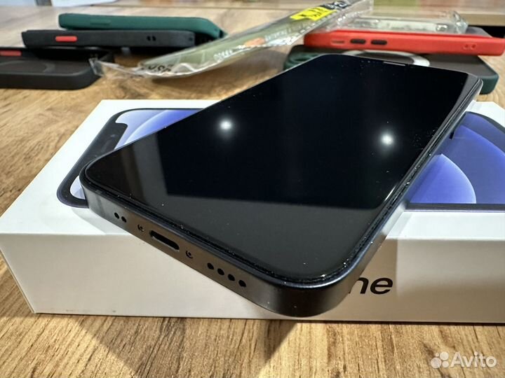 iPhone 12 mini, 64 ГБ