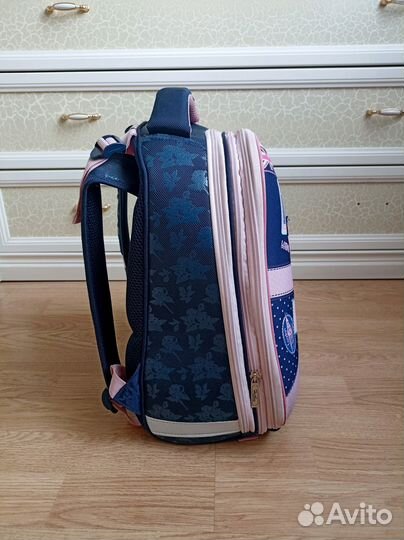Школьный рюкзак